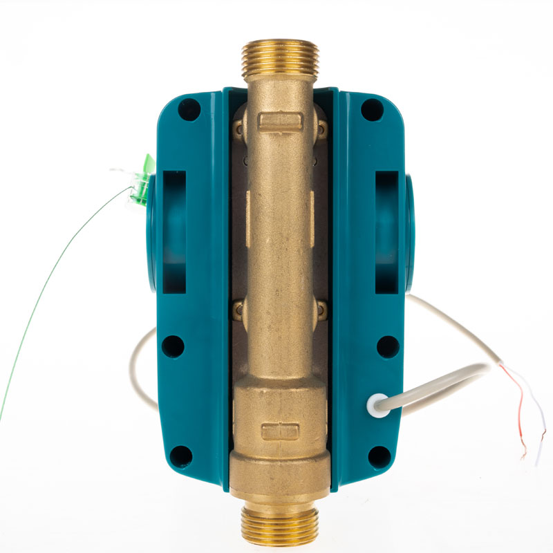 Como um medidor de água com fio melhora a eficiência do gerenciamento de água?